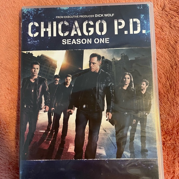 DVD Chicago P.D season 1-5 - Picture 2 of 6